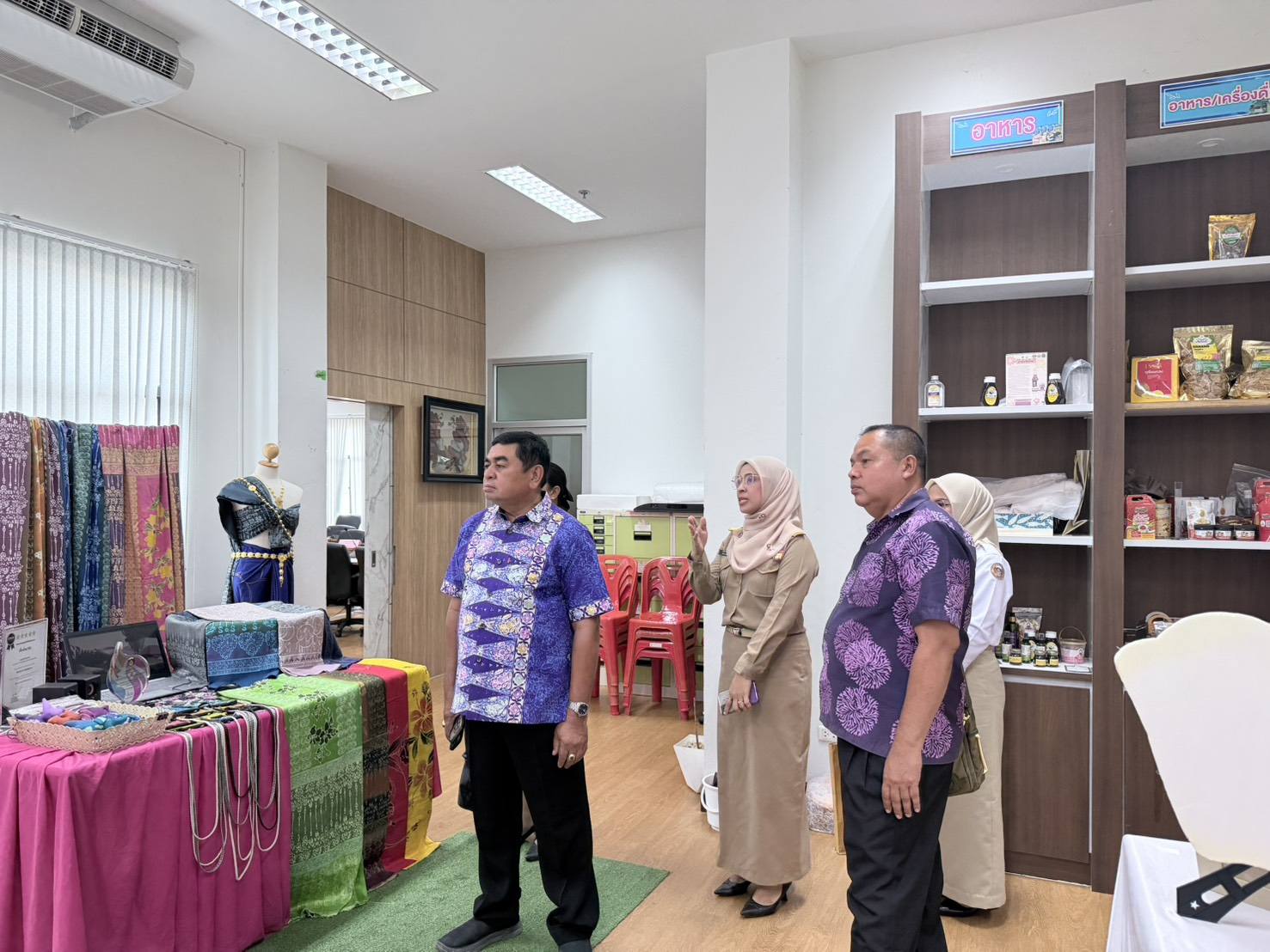 พช.นราธิวาส ต้อนรับผู้ตรวจราชการกรมการพัฒนาชุมชน ลงพื้นที่ประเมินคัดเลือกข้าราชการและพนักงานราชการดีเด่น ประจำปี 2569 มุ่งเชิดชูเกียรติบุคลากรต้นแบบขับเคลื่อนเศรษฐกิจฐานราก